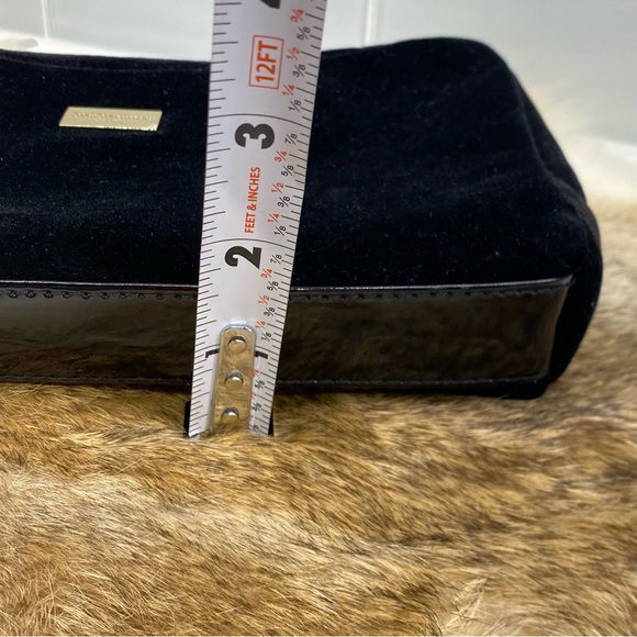 Giorgio Armani Cosmetic Velour Luxe Make up Bag Velvet Exterior Pouch - Picture 10 of 10